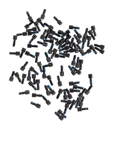 Vis inférieures pour iPhone 5C (noires) (paquet de 100) – Image 3